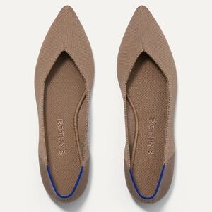 NEW Rothy's “The Point” Tan Pointed-Toe Flats with V-Cut Design
